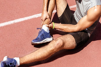 sports medicine, sports injuries treatment in the Nassau County, NY: Long Beach (Freeport, Oceanside, Rockville Centre, Merrick, Lynbrook, Woodmere, Bellmore, Roslyn) and Williston Park (Hempstead, Levittown, Elmont, Uniondale, Garden City, Mineola) areas